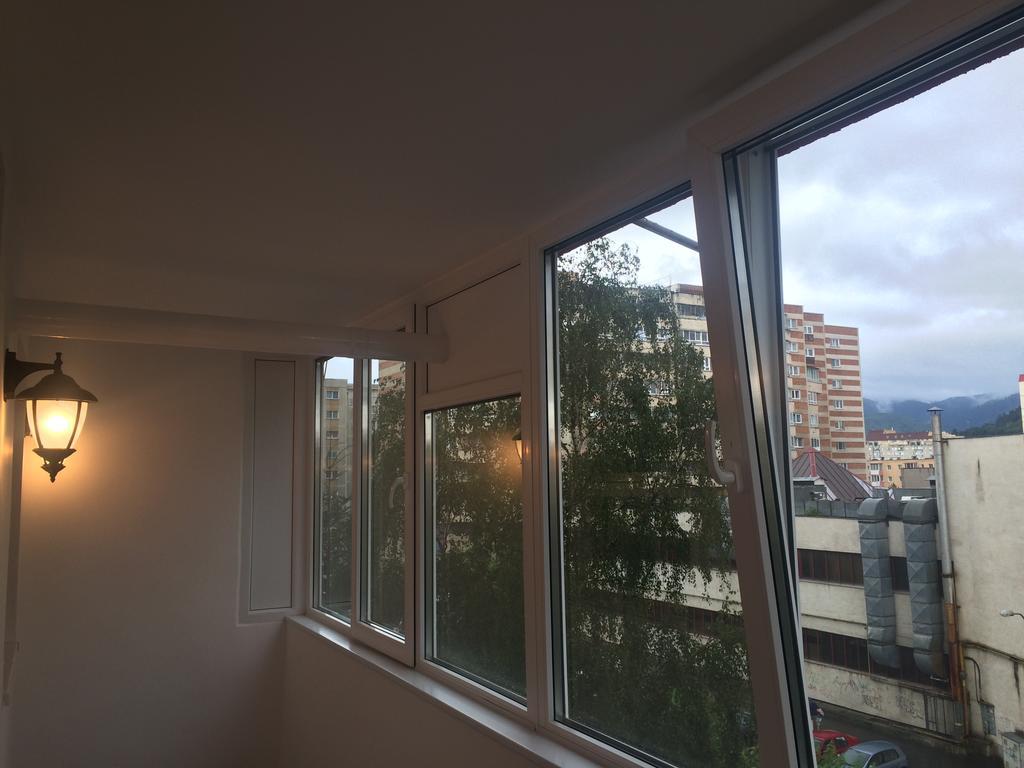 Apartment Krondays Braşov Extérieur photo
